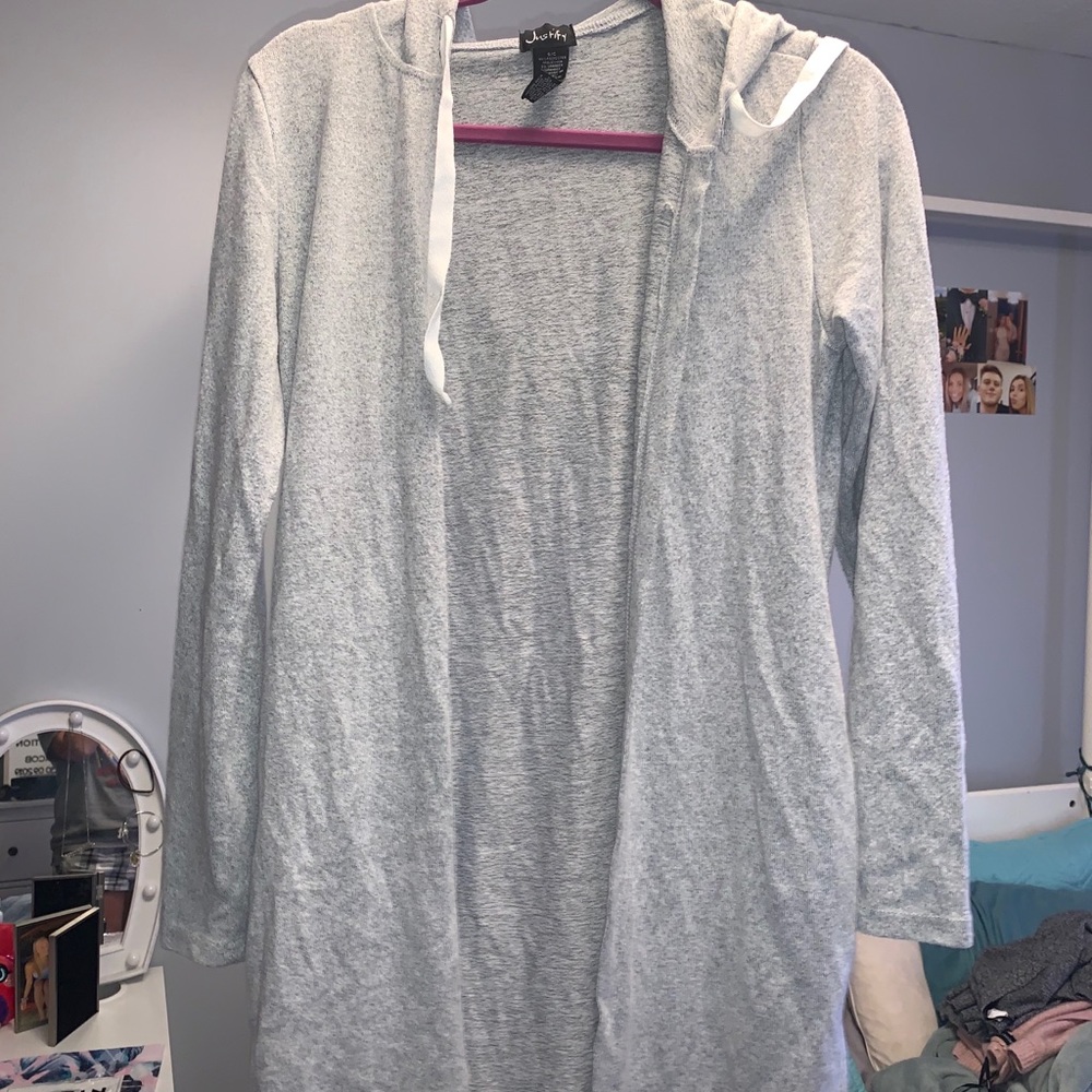Cardigan!!! Please buy